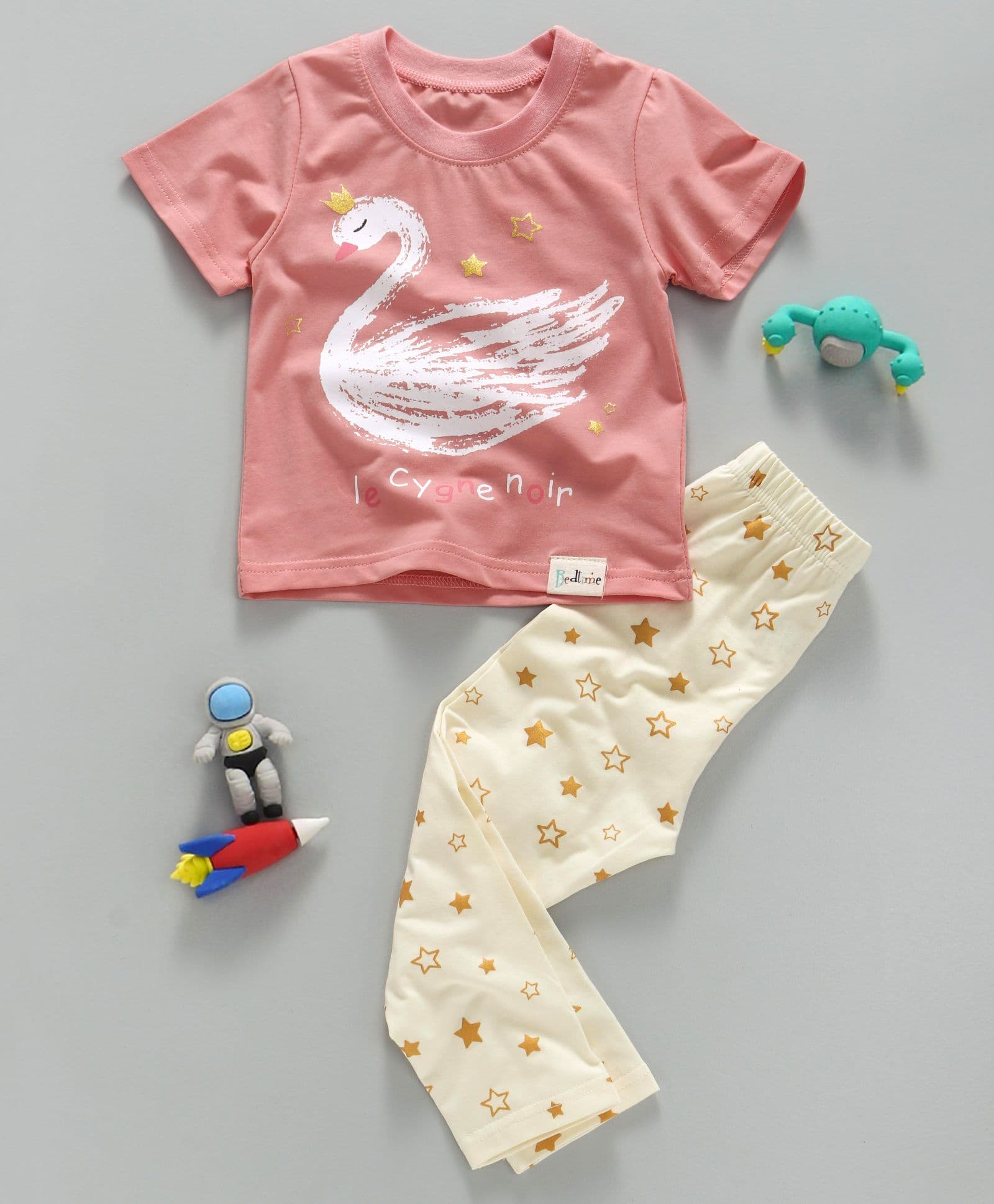 Bed Time Swan Printed Night Suit - Peach