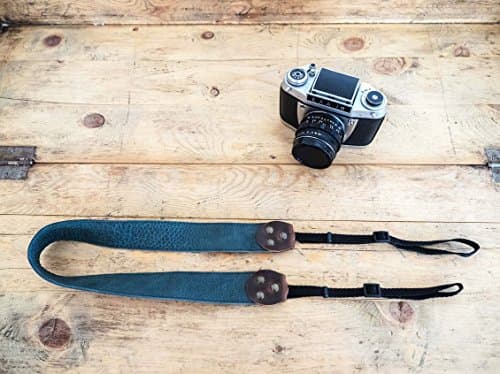 Handmade Leather strap / Green leather camera strap / Vintage Photo strap / Neck leather strap camera / Nikon leather strap / Canon leather strap