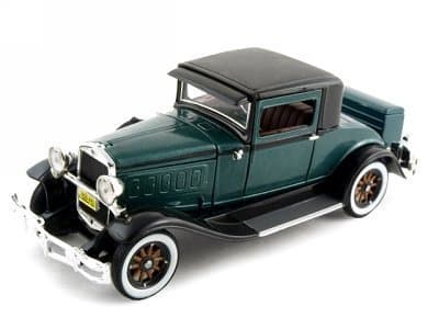 1930 Hudson Diecast Model Car 1/32 Green