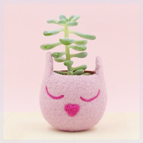 Blush pink cat planter/Cat head planter/Small succulent pot/succulent planter/cat lover gift/cat vase/nursery decor/teacher