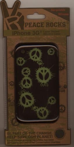 Apple 5-Piece Accessory Kit by Dexim with 2GB iPod Shuffle Green