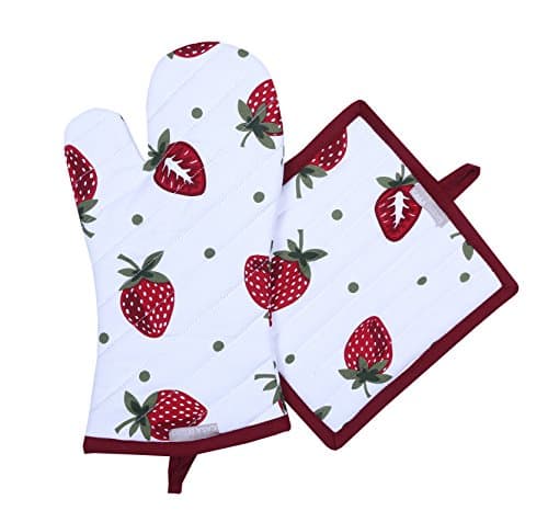 Pot Holders and Oven Mitts, Unique Berry Blast Design, Heat Resistant, Made of 100% Cotton, Eco-Friendly &amp; Safe, Set of 1 Oven Mitt and 1 Pot Holder, Pot Holders and Oven Mitts Sets By CASA DECORS