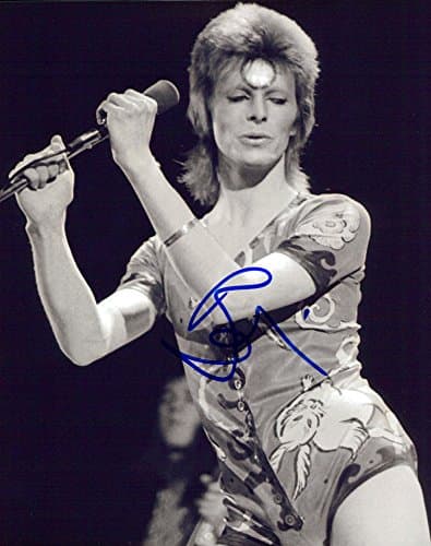 DAVID BOWIE signed 8x10 Photo