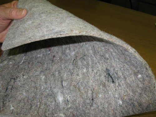 Round 3' Daltonian Area Rug Pad 7/16 inch thick 40 ounce felt.