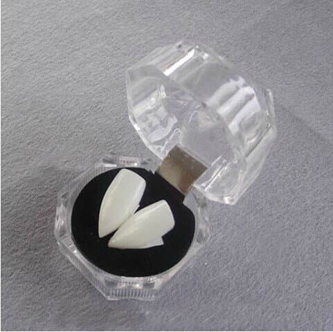 New 2PCS Small Size Halloween Decoration Vampire Tooth Horror False Teeth by Taschyshop