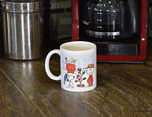 Charlie Brown and Snoopy Christmas Coffee Cup