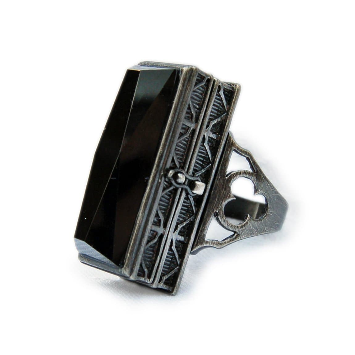 Poison Coffin ring with BLACK ONYX .Large and Heavy with extra lock. Great for small keepsakes. Most impressive!