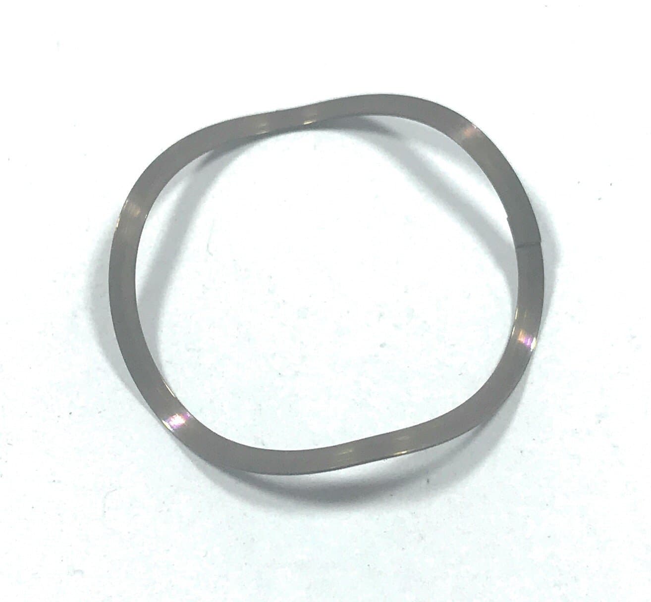 Overlap Type Wave Spring,Single Turn Wave Spring,OD 26.3mm,ID 23.1mm,Free Height 4mm,Material Thickness 0.3mm,17-7PH Material.Pack of 10