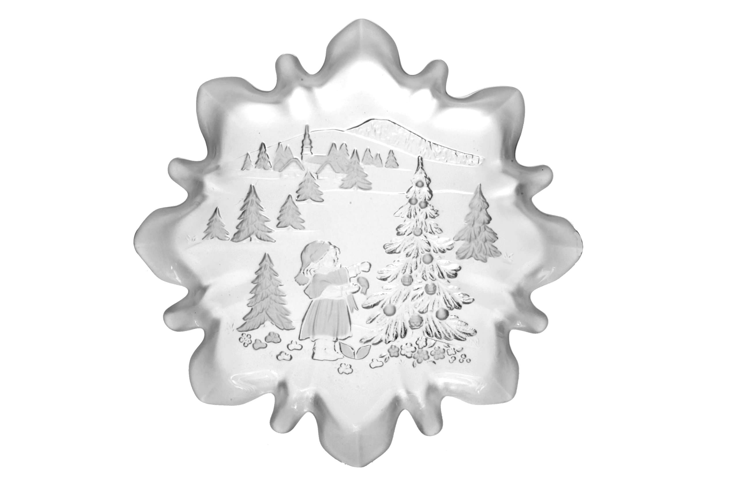 Walther Glass Star Satin Plate, Small