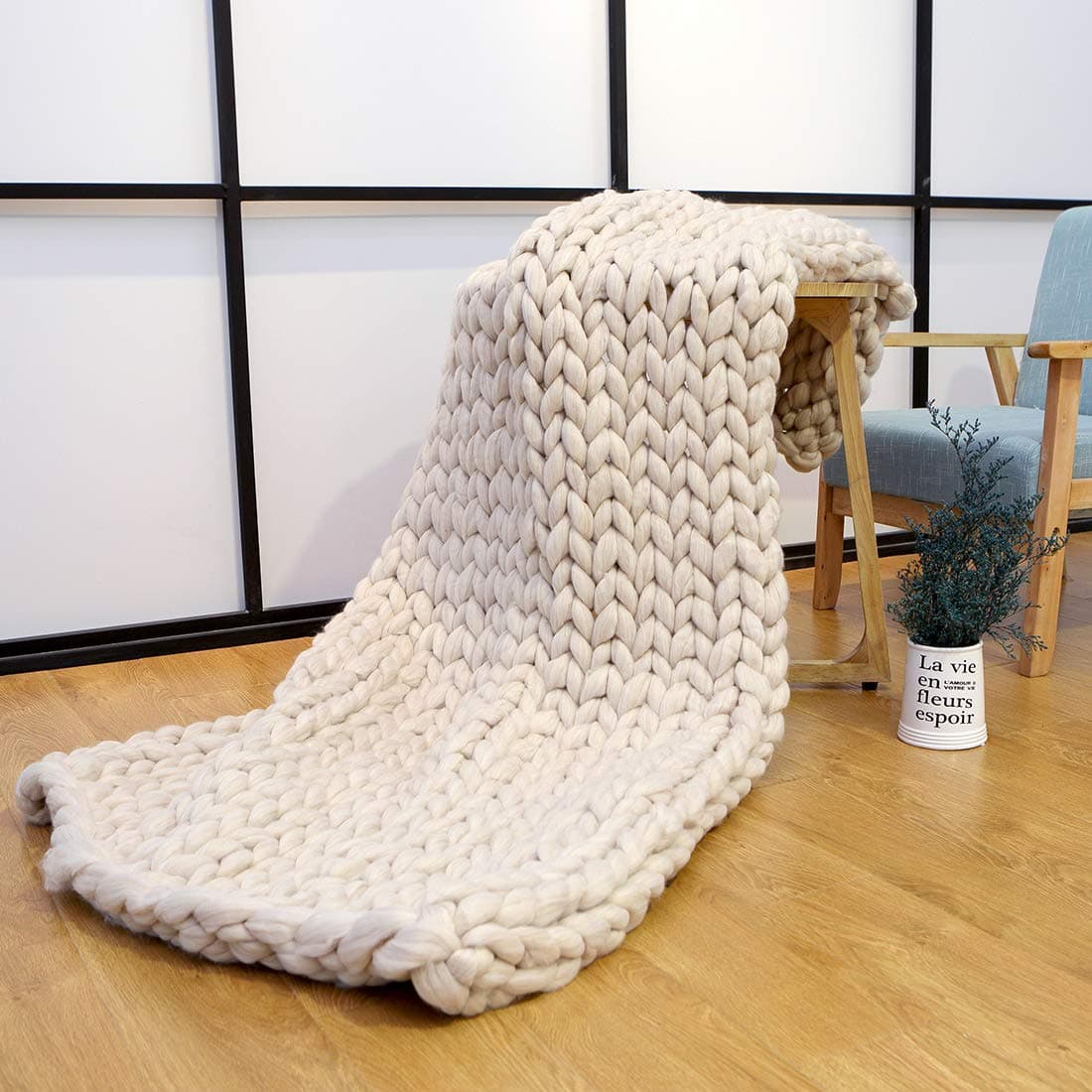 ERLYEEN Chunky Knit Blanket Merino Wool Hand Made Throw Boho Bedroom Home Decor Giant Yarn Queen Size,Beige,60"x80"
