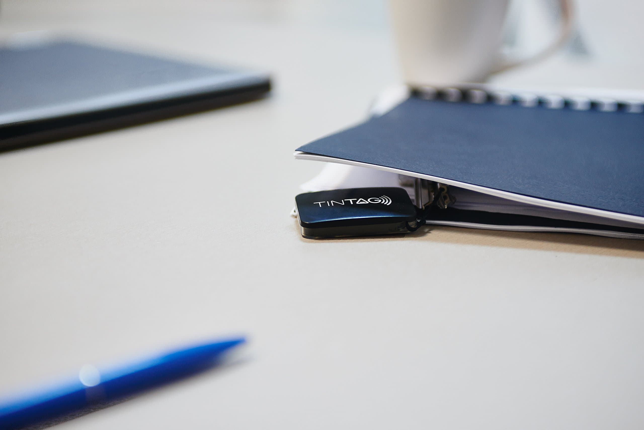 TINTAG Key Finder Bluetooth Waterproof Tracker using Swarm Intelligence with App for iPhone and Android with LED Flashlight Rechargeable Track&Find your Key Wallet Phone by Girafus (Black)