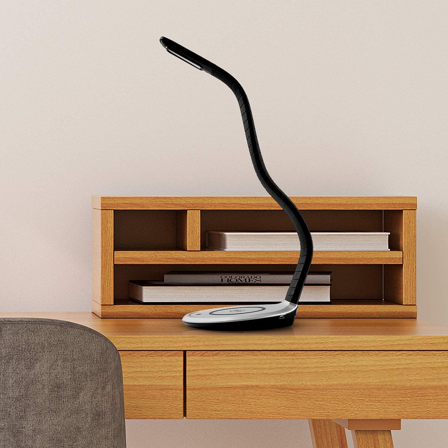 Luni LED Lamp USB Charging and Qi Wireless Charging 7 Brightness Levels Touch Control Dimmer Child Safe Cool Lamp Modern Lamp Table Lamp Nightstand Office Bedside Lamp Reading Desk Lamp Gaming Lamp