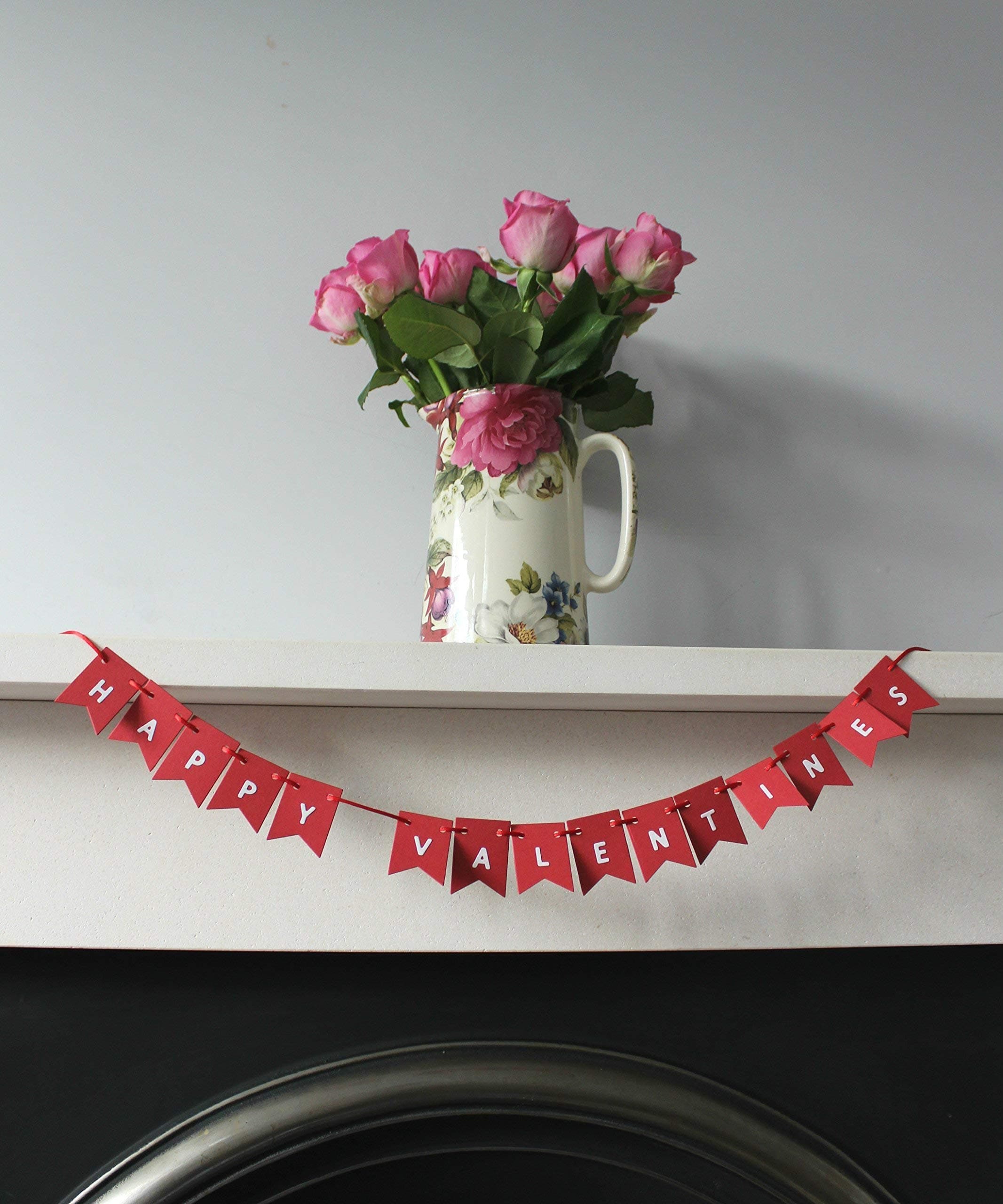 Valentines day bunting, mini red and white garland