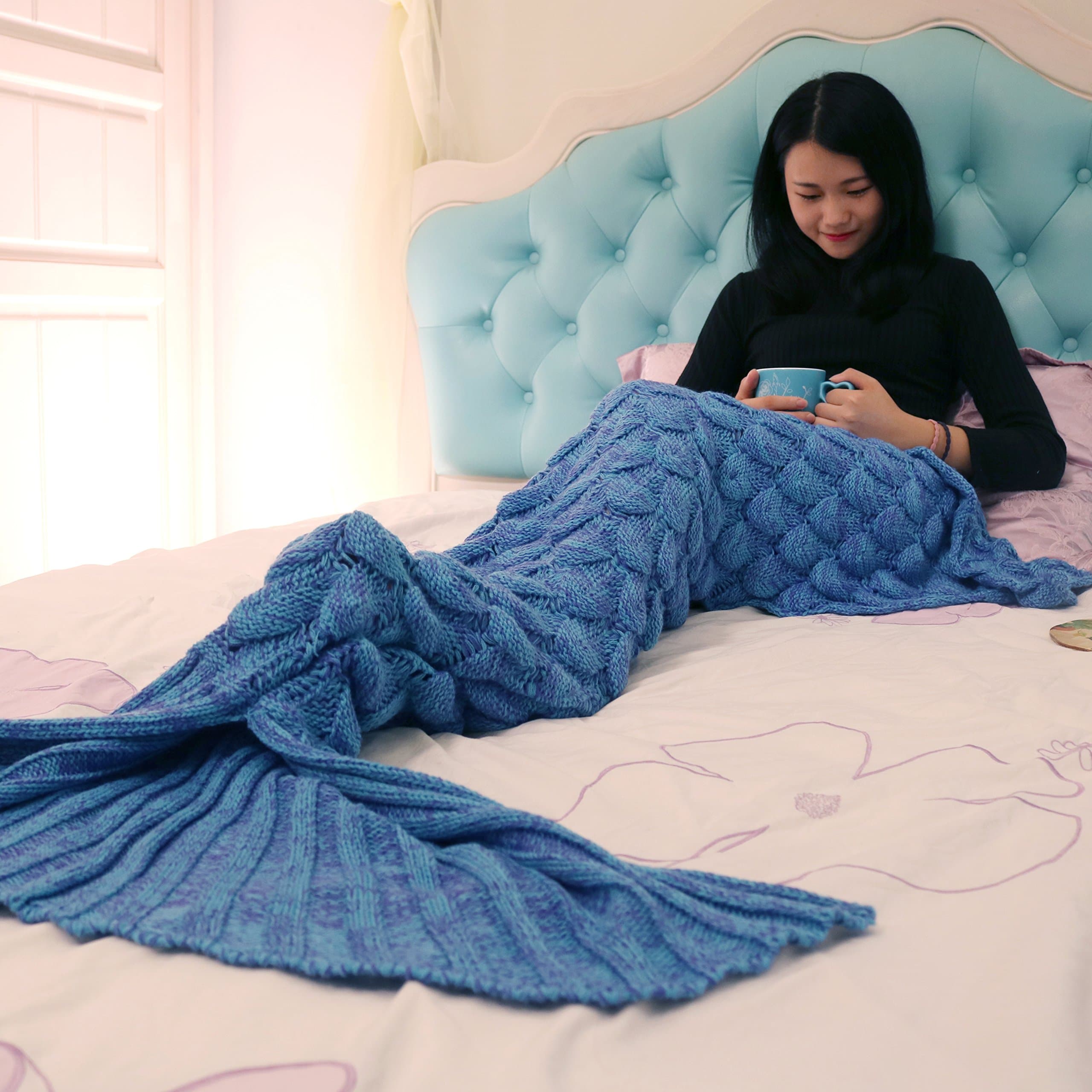 Super Soft Handmade Mermaid Tail Blanket Sofa Blankets All Seasons Living Room Sleeping Blanket Gift for Adult and Kids, Blue with Scale