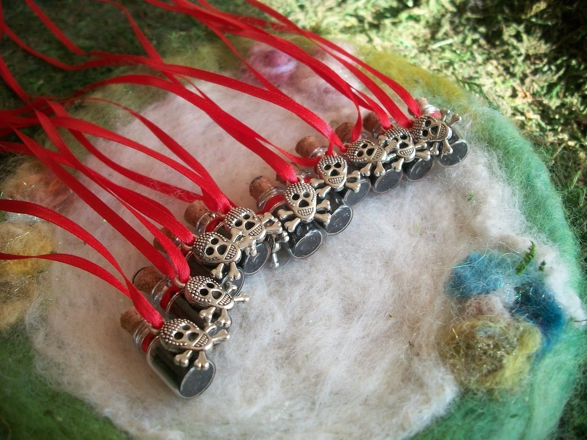 Pirate Party Favors, 10 Black Sand Pirate Pixie Dust,Small Gift,Raffle Prize,Keepsake Gift