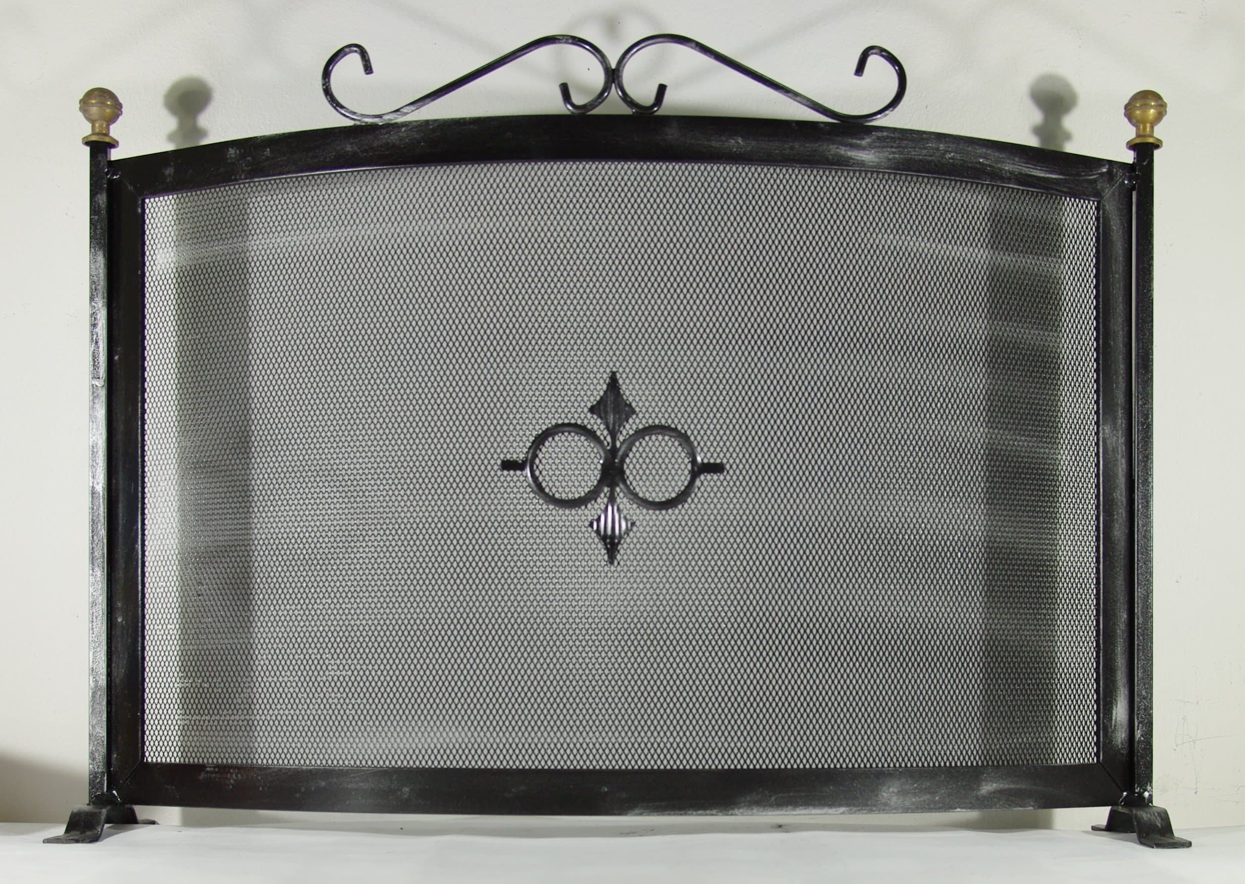 WROUGHT IRON FIREGUARD 65 CM BY 40 CM HEIGHT