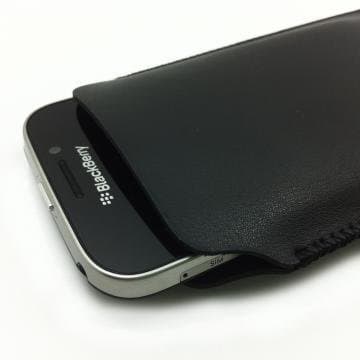 UltraJacket Light & Slim Durable Vegan-Friendly PU Leather Sleeve Case with Supersoft Microfiber Lining to Prevent Scratching & Damage for BlackBerry Classic (Black)