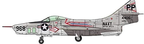 F9F-8P Photo-Cougar (1/72 model kit)