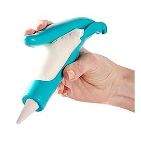 Cake Decorating 4 nozzles Set with 2 Piping Bag Cake Making Accessories for Home and Kitchen set of 1