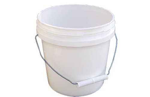 10128 Industrial Plastic Pail White with Handle, 1-Gallon