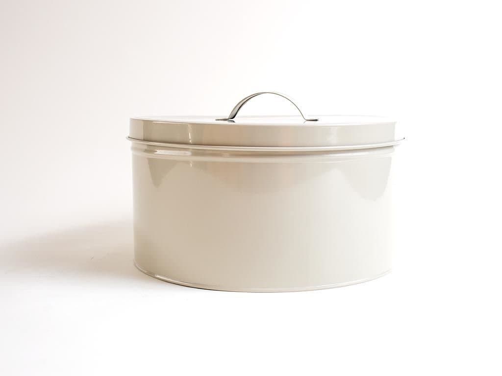 dill and mint Large Round Tin in Hurst Pebble