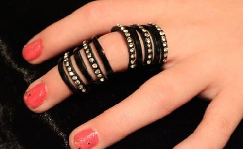 BLACK AND RHINESTONE ARMOR CAGE KNUCKLE RING SIZE 8 SUPER RARE