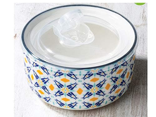 Signature Microwaveable Bowls with lids 6 Count