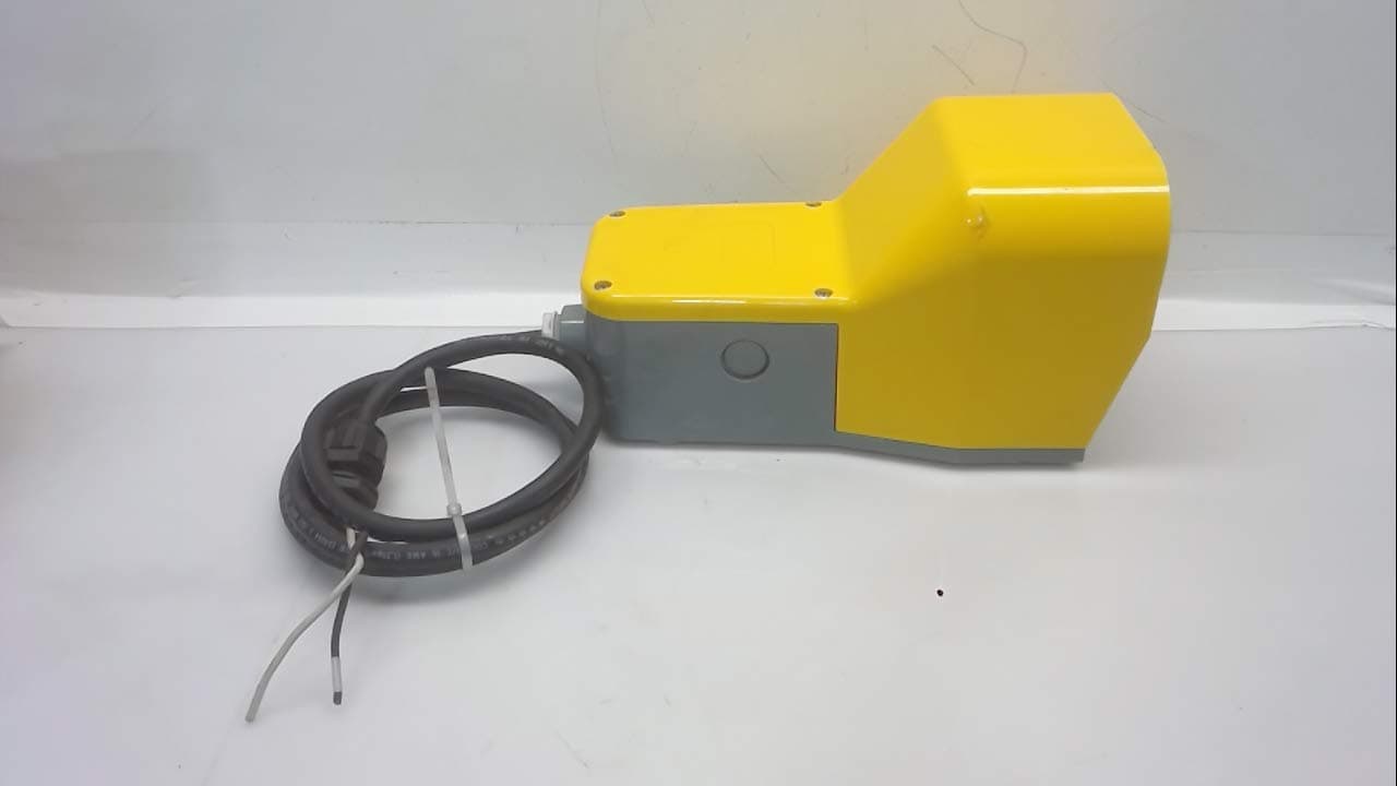Automation Direct Aps1211-V0, Electric Foot Switch Aps1211-V0