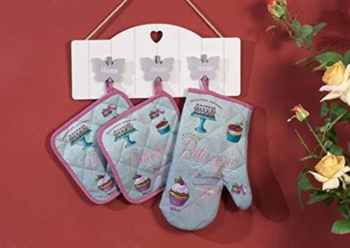 Star to Trend Star Kitchen Set 1 Glove and 2 Pot Holders Assorted Decorations 35627