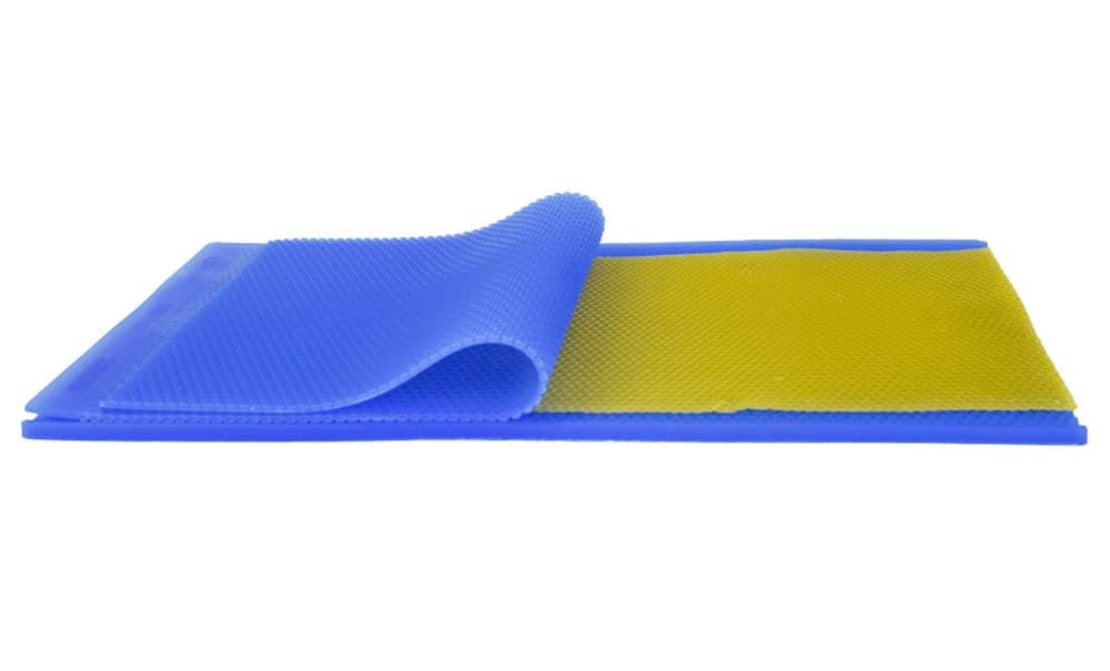 Silicone Beeswax Mold Flexible Beeswax Foundation 2 Sheets Press Embosser Machine Bee Keeping Supplies Nest Box Nest Foundation Making Mold Beeswax Sheets Honeycomb Sheets Making Mold(Blue)