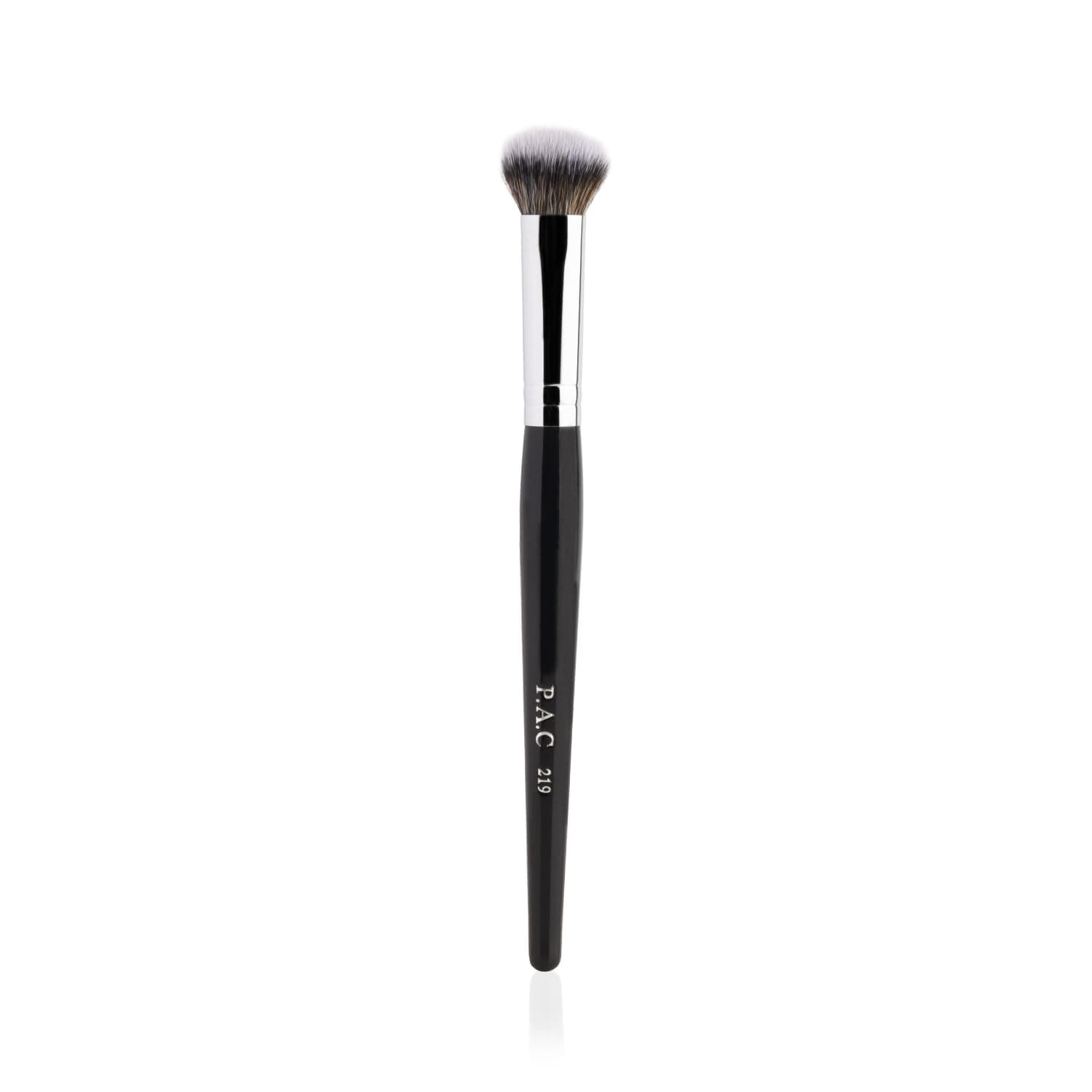 Concealer Brush 219 for Women with soft bristles | Multipurpose Brush Can be used to highlight & brighten your face & for precise contouring | Works with Cream, Liquid and Powder Formulations