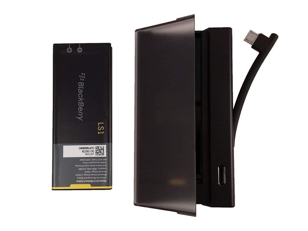 BlackBerry Battery Charger Bundle for BlackBerry Z10 - Retail Packaging
