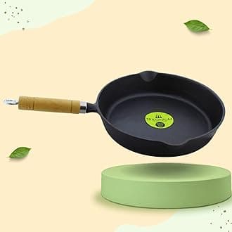 TRILONIUM Cast Iron Wooden Handle Skillet 26 cms | Pre-Seasoned with TilCrust™ | Weighs 2.4 Kgs | Induction Compatible