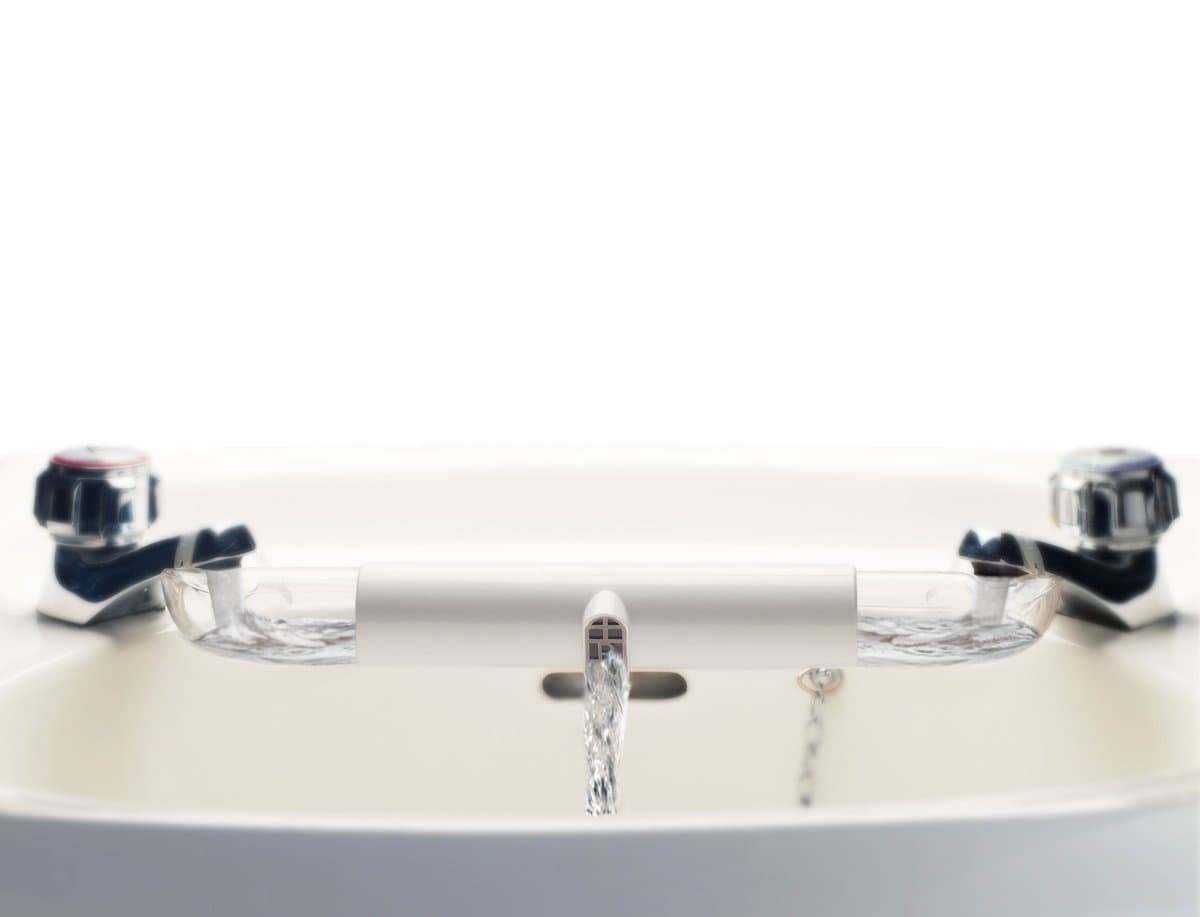 XXL RETROMIXER for wider taps: water saving mixer / adaptor for sinks with separate taps for hot and cold water in kitchen & bathroom (ceramic white)