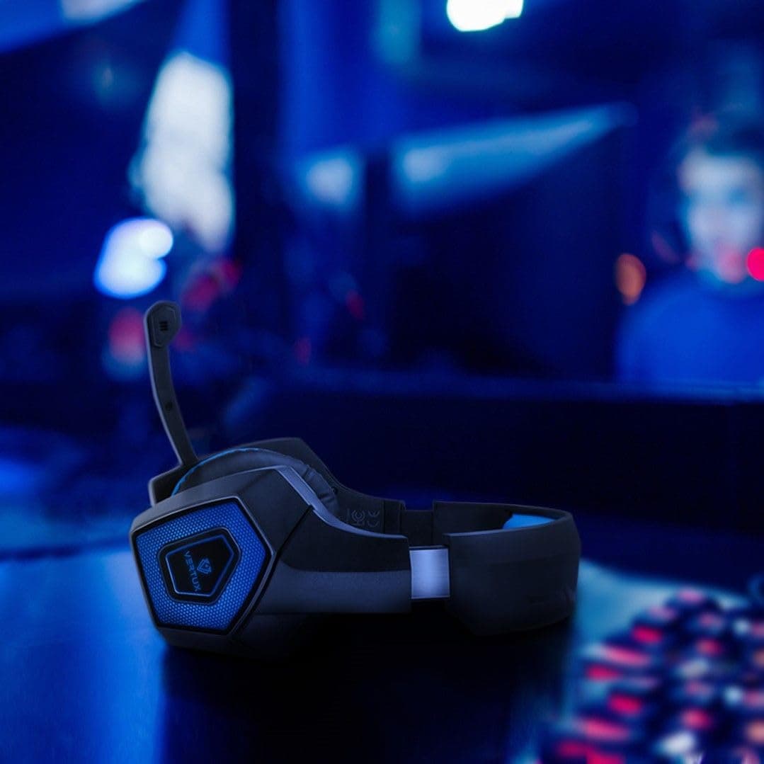 Vertux Wired Over-Ear Headphones | 3.5mm USB Gaming Headset | Noise Isolating Headphones [2 Years-Warranty] | Adjustable Headband for Comfort | PC, Xbox, One, PS4 & Smartphones- Blue