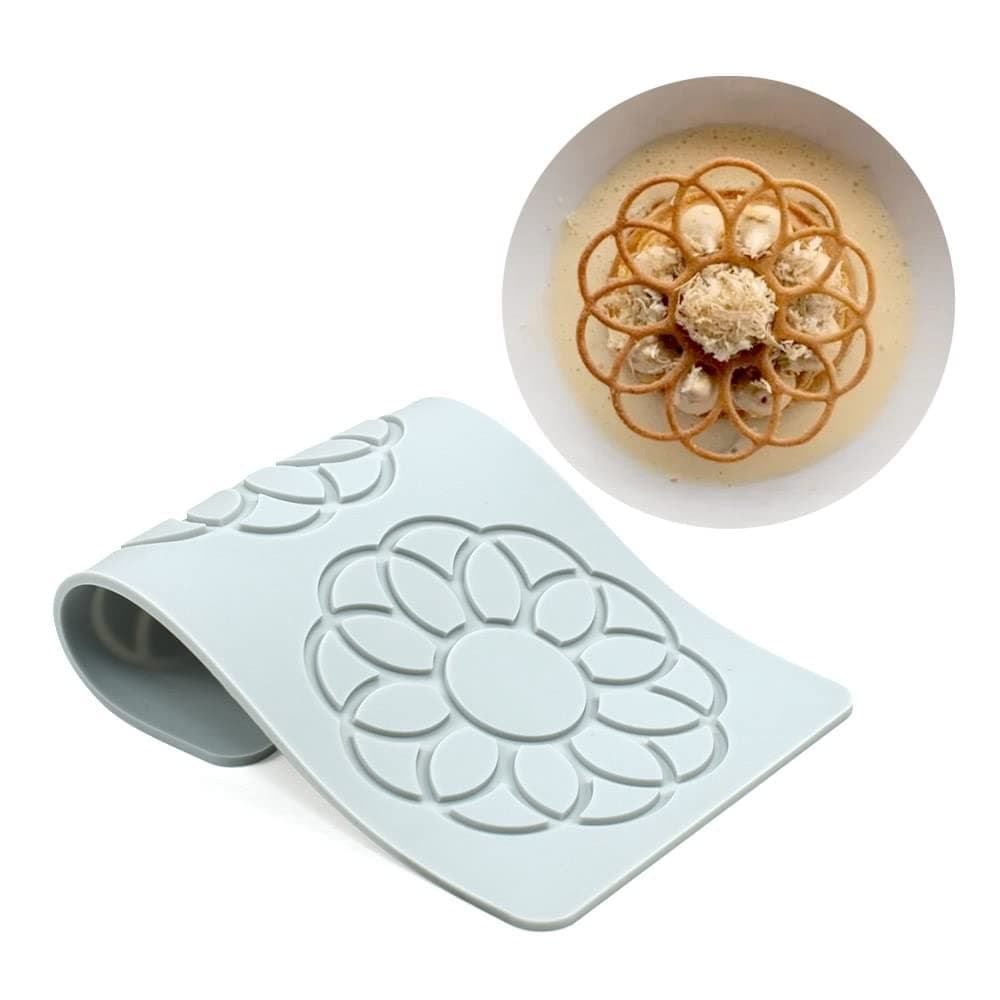 Hollow Leaf Silicone Molds Lover Heart Chocolate Molds Geometry 3D Silicone Mould Chocolate Candy Leaf Mold Sugar Craft Cake Decoration Cupcake Top (S_Flower_7.84 * 4.2 * 0.12inch)