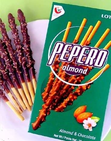 Pepero - Almond & Chocolate