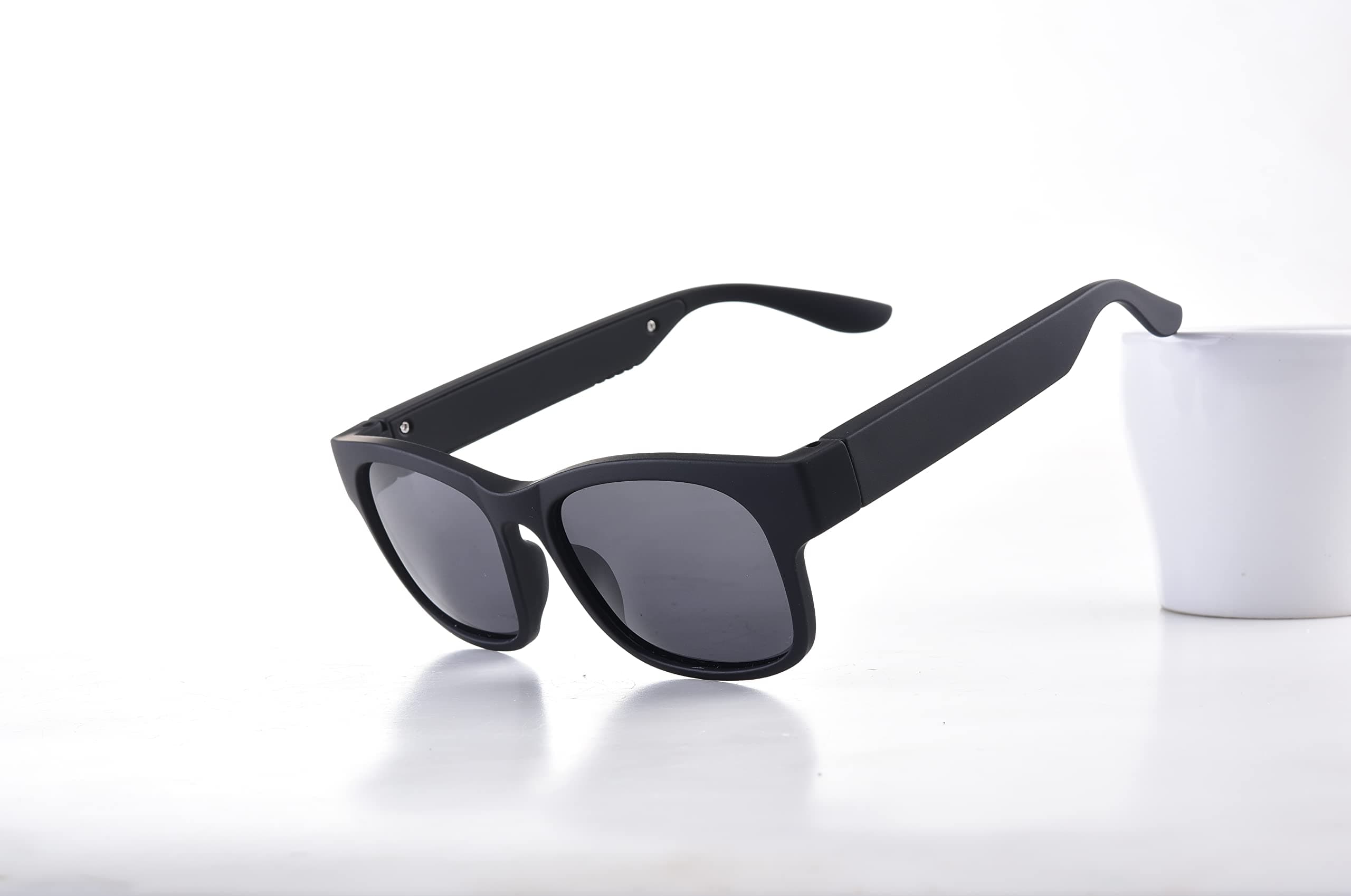 Audio Sunglasses Smart Bluetooth Open Ear Glasses with Polarized Lenses IPX7 Waterproof Built-in Mic for Men Women Compatible with Smart Phones Easy to Make Phone Calls and Listen to Music