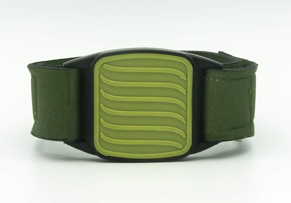 Protective Armband for Freestyle Libre Sensor, Sports Style - Wave Design (Olive Green & Black) (L)