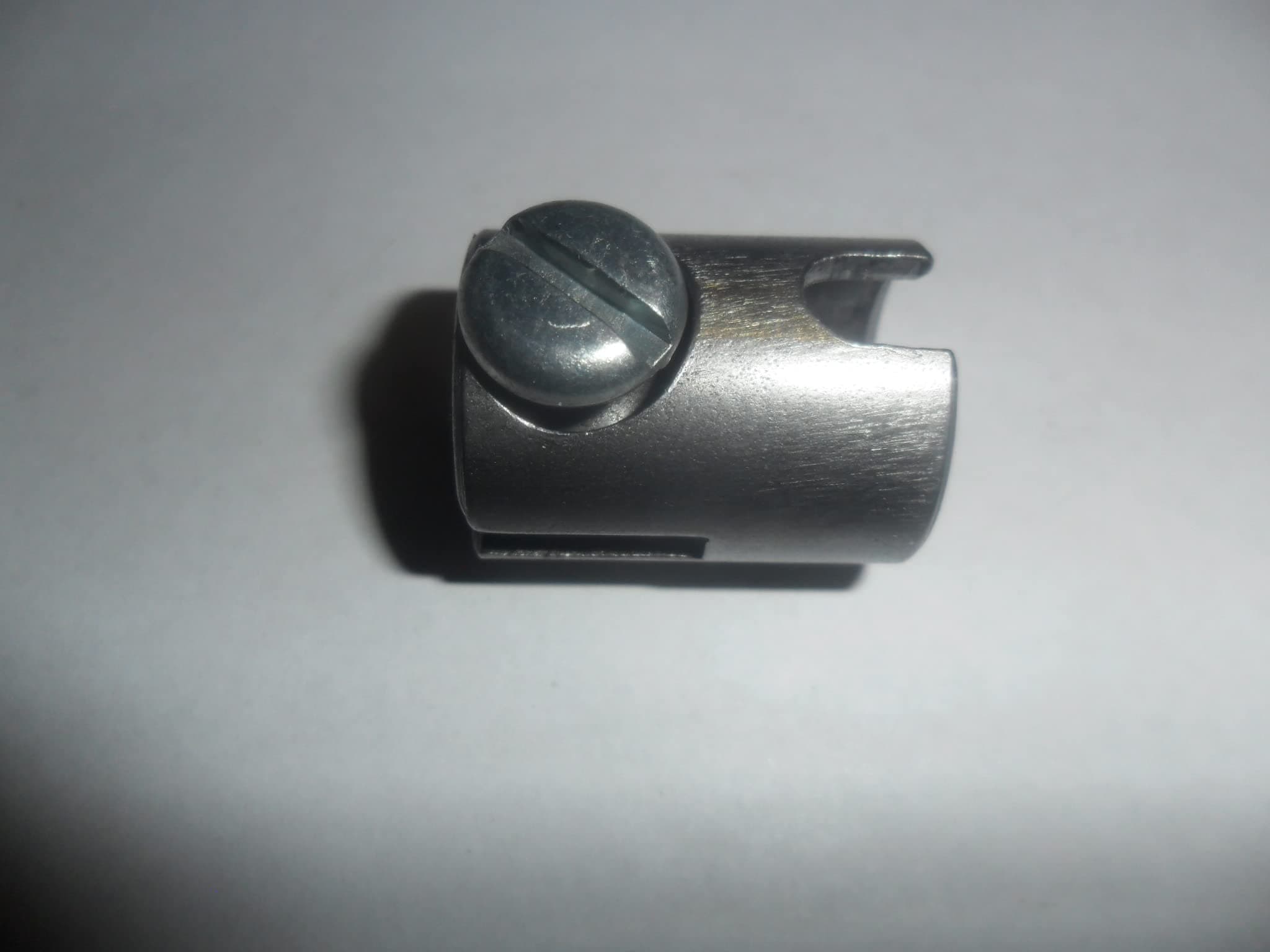 5/8FC-O 5/8" Female Connector Cup Style