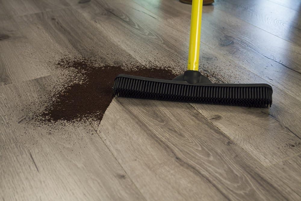 Evriholder FURemover Broom