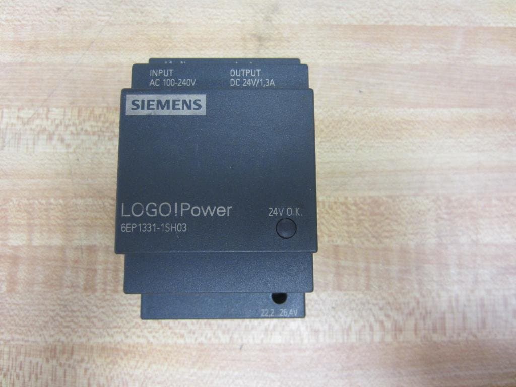 Siemens 6EP1331 1SH03 Logo Power 24 V/Pack