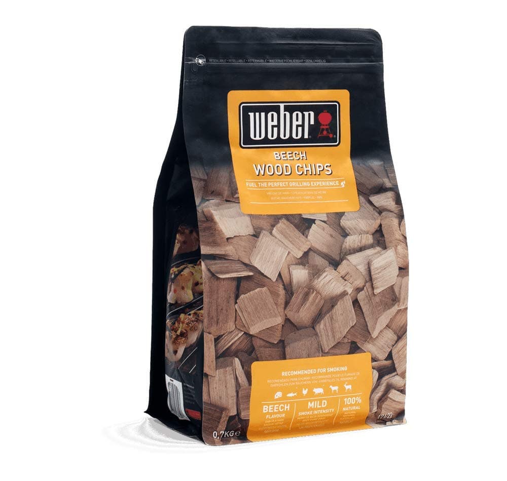 Weber Beechwood Smoking Chips (700g Pack) - subtle, sweet aroma, ideal for cheese, vegetables, fish, poultry & pork, EU product, sustainably sourced, FSC certified wood (17622)