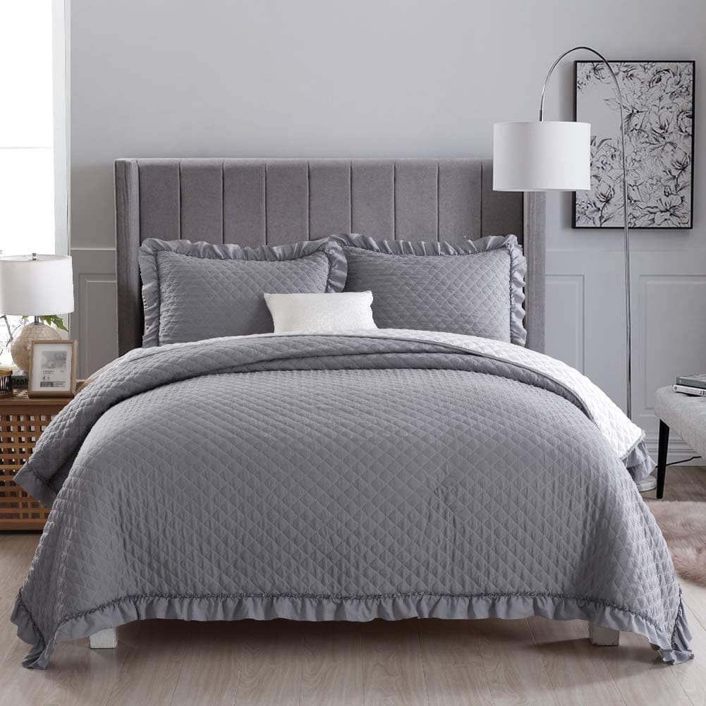 NEWLAKE Microfiber Quilt Bedspread Reversible Coverlet Set with Ruffle (Gray, Queen)