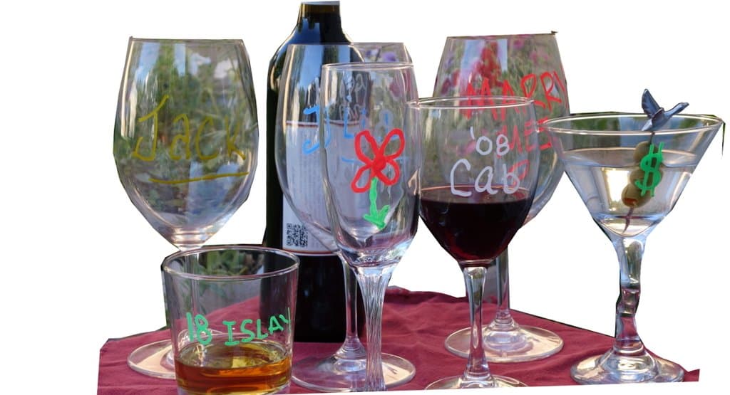 Vino Scribo Wine Glass Marking Pens- Personalize your party! Forget the wine charms-Great gift for parties, wine lovers, housewarming. (Silver Gold Red Green)