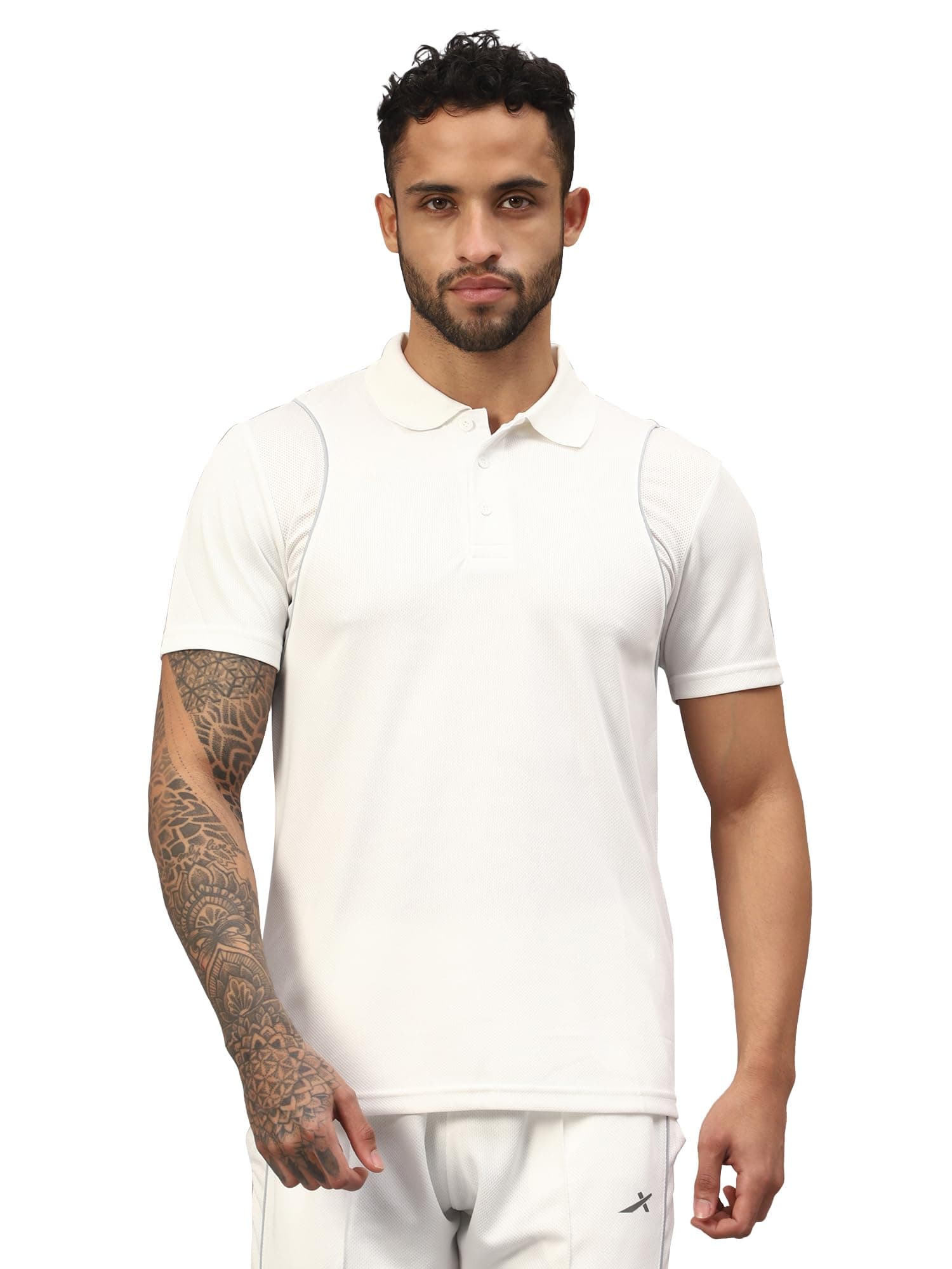 Striker Cricket T Shirt (Half Sleeves) (M)