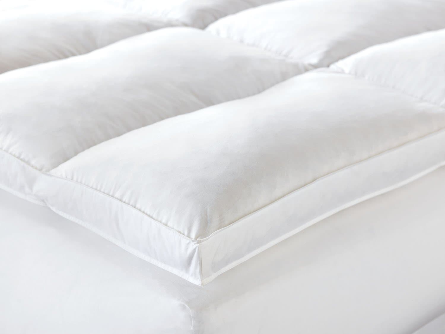 Nancy Koltes Featherbed with Gusset, Twin X-Large