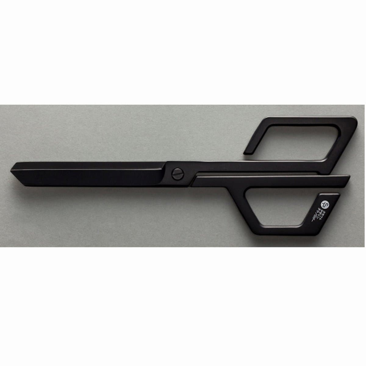 CDT Kurafutodezaintekunoroji Scissors Black LIPH1-022BK