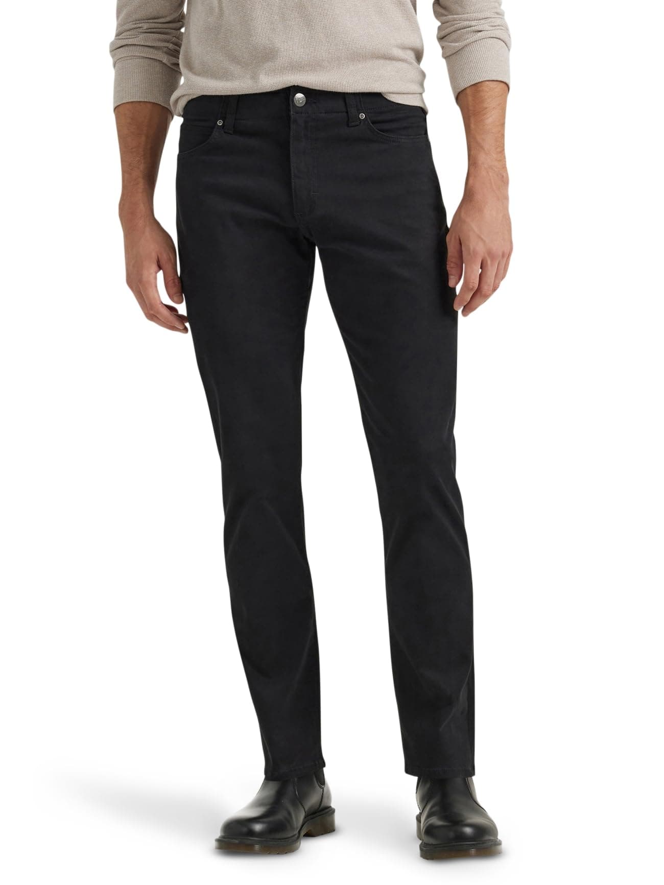 Men's Extreme Motion Straight Taper Jean