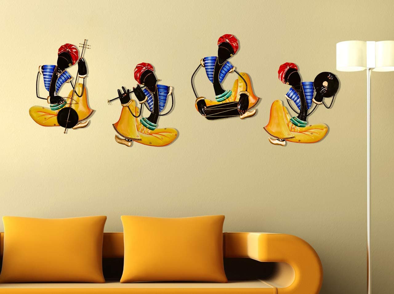 Iron Wall Hanging Showpiece (Multicolor)